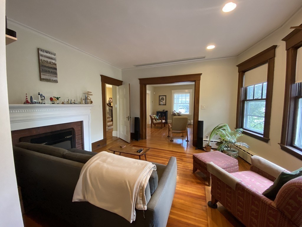 153 Upland Road Cambridge, MA 02140 - Photo 5 of 36