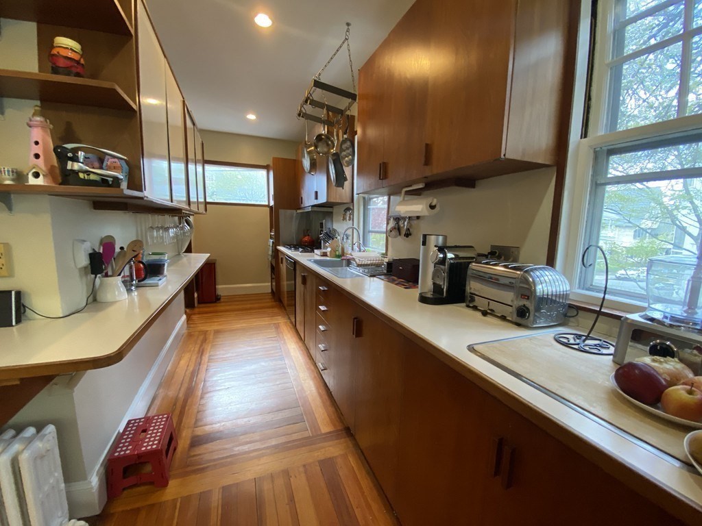 153 Upland Road Cambridge, MA 02140 - Photo 8 of 36