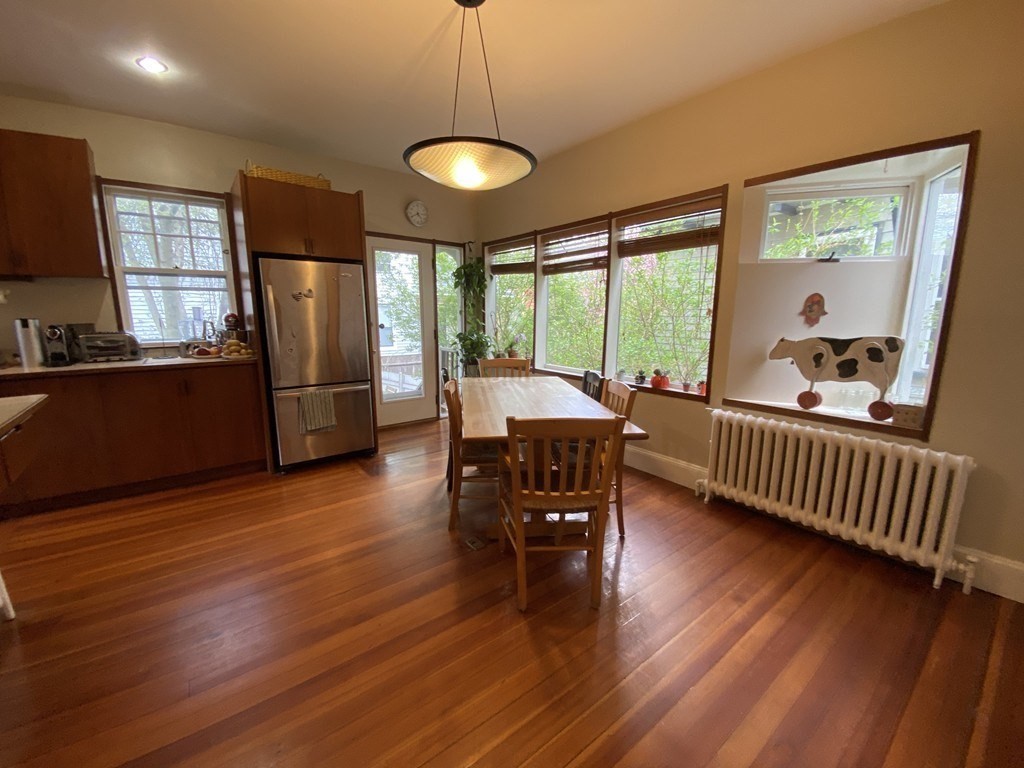 153 Upland Road Cambridge, MA 02140 - Photo 10 of 36