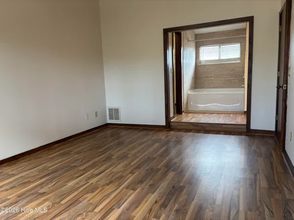 $1,625 | 215 St Luke Court, Wilmington, NC 28409