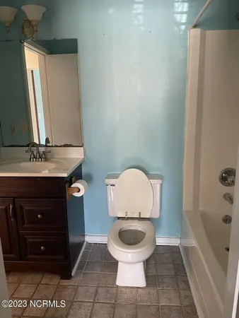 $1,625 | 215 St Luke Court, Wilmington, NC 28409