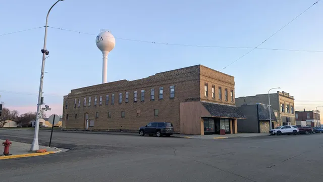 $100,000 | 126 Main Street, Lakota, ND 58344