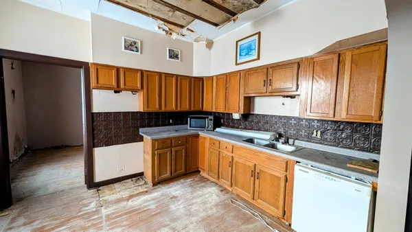 $100,000 | 126 Main Street, Lakota, ND 58344