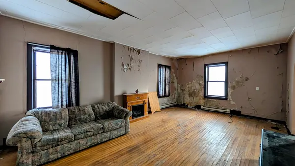 $100,000 | 126 Main Street, Lakota, ND 58344