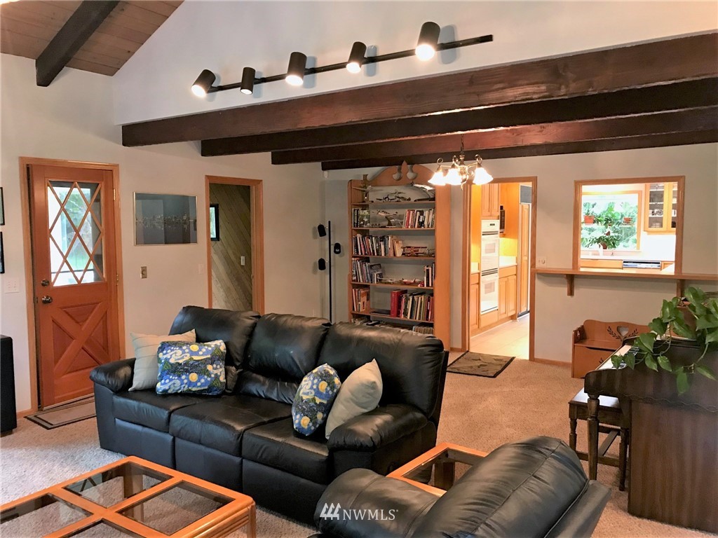 2163 Cays Road Sequim, WA 98382 - Photo 10 of 23