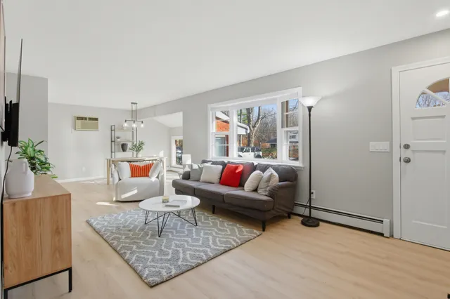 $469,000 | 35 Basket Shop Road, Hebron, CT 06248