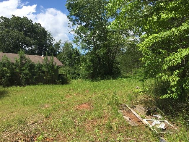626 Duncan Ward Road Seneca, SC 29672 - Photo 3 of 5 Gallery Image 3