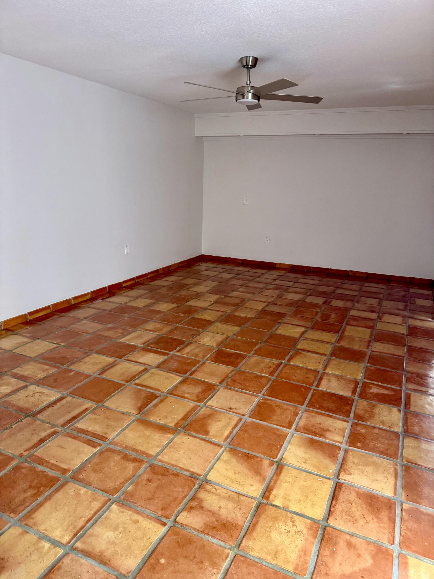 2431 24th Court Jupiter, FL 33477 - Photo 9 of 14 Living Room