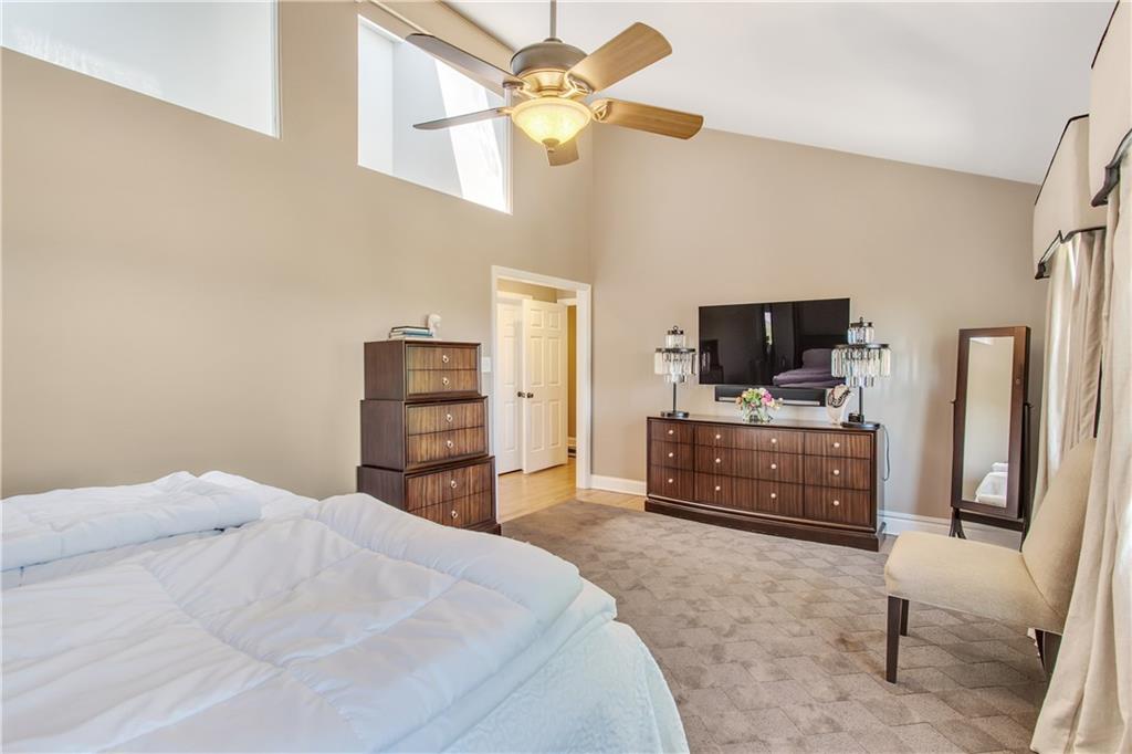 214 Schenley Road Pittsburgh, PA 15217 - Photo 14 of 25 Gallery Image 14