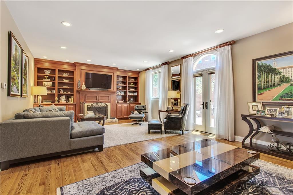 214 Schenley Road Pittsburgh, PA 15217 - Photo 8 of 25 Gallery Image 8