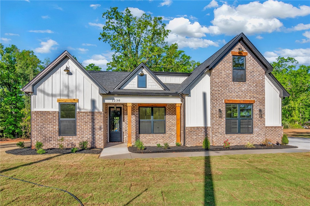 216 Phil Watson Road Anderson, SC 29625 - Photo 1 of 26 Gallery Image 1