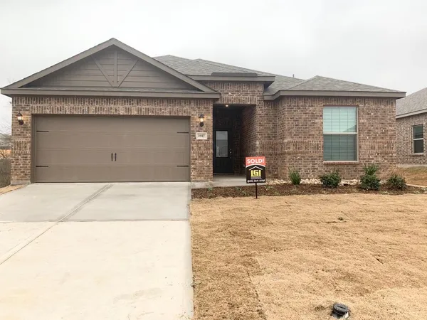 $2,045 | 1917 Lilac Drive, Princeton, TX 75407