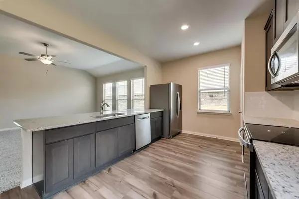 $2,045 | 1917 Lilac Drive, Princeton, TX 75407