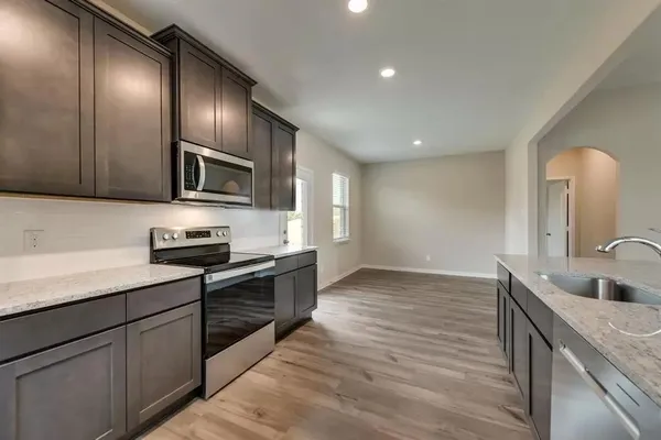 $2,045 | 1917 Lilac Drive, Princeton, TX 75407