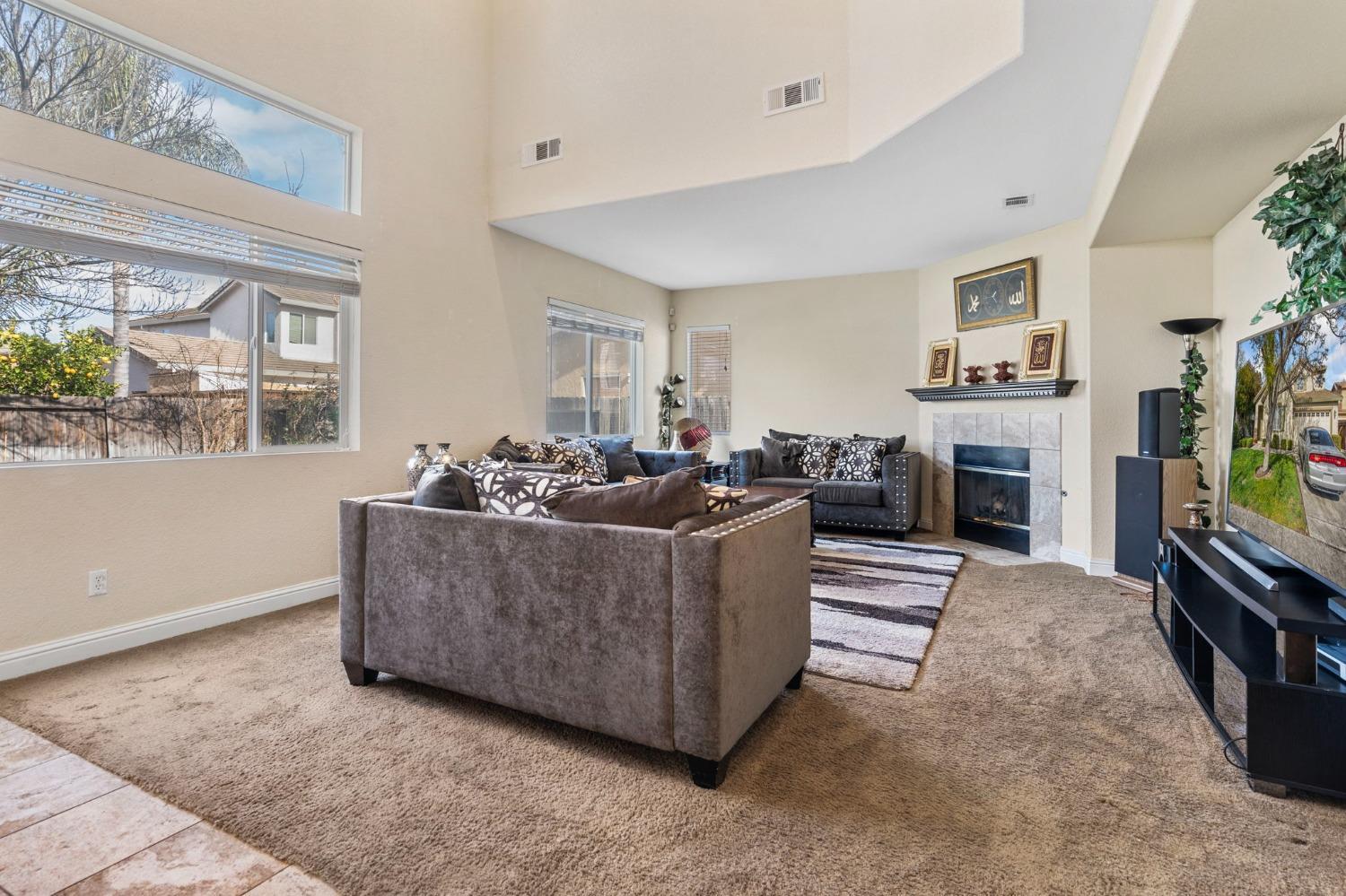 2547 Spencer Lane Tracy, CA 95377 - Photo 14 of 49