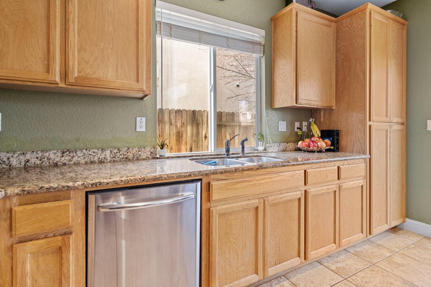 2547 Spencer Lane Tracy, CA 95377 - Photo 20 of 49