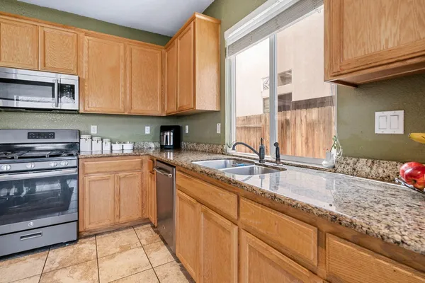 $709,000 | 2547 Spencer Lane, Tracy, CA 95377