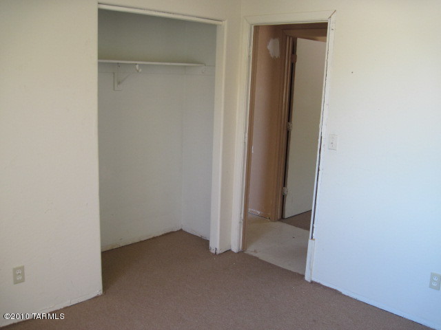 375 East Corona Road Tucson, AZ 85756 - Photo 17 of 20 Gallery Image 17