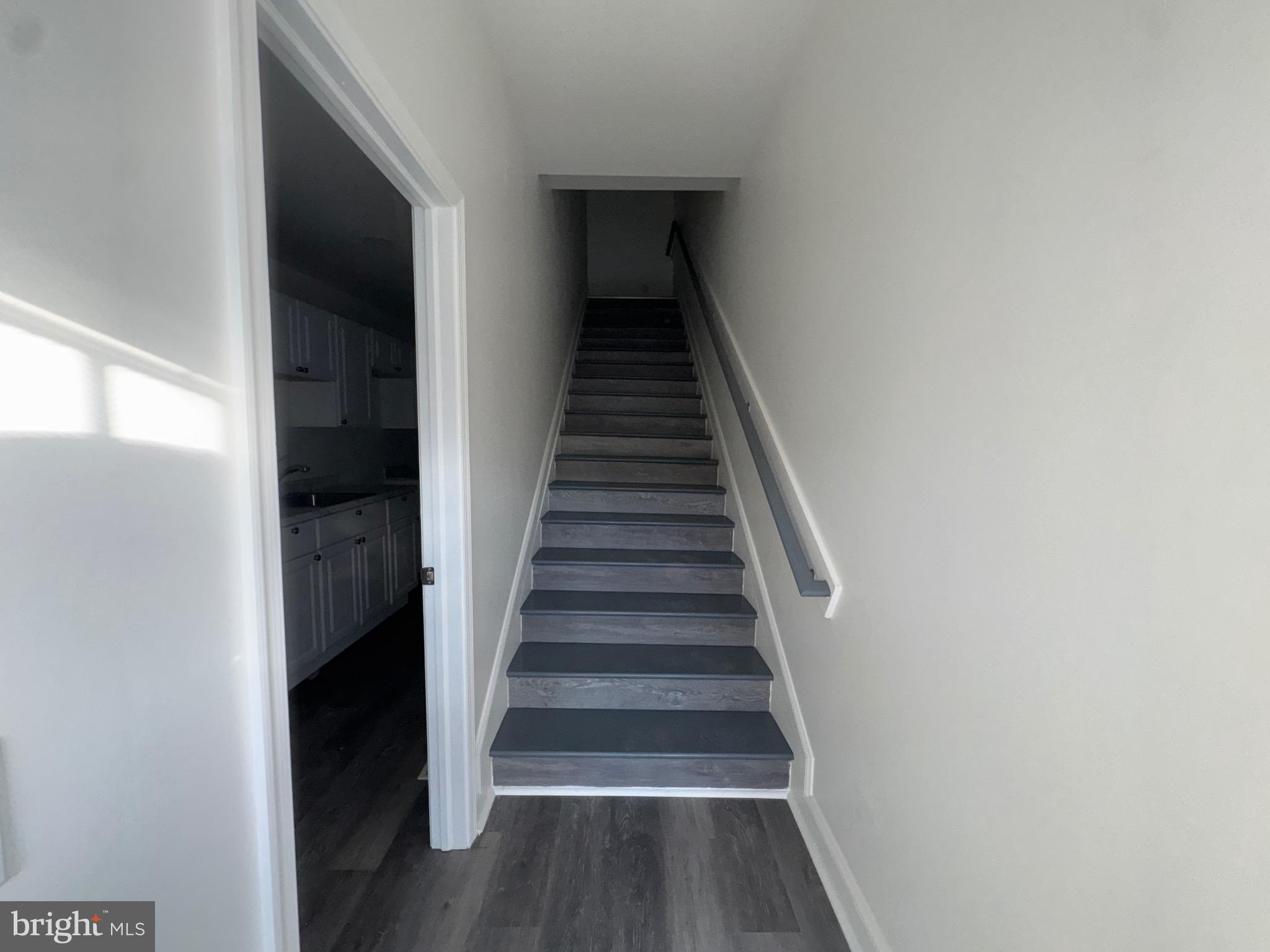 1517 North Fulton Avenue Baltimore, MD 21217 - Photo 4 of 23