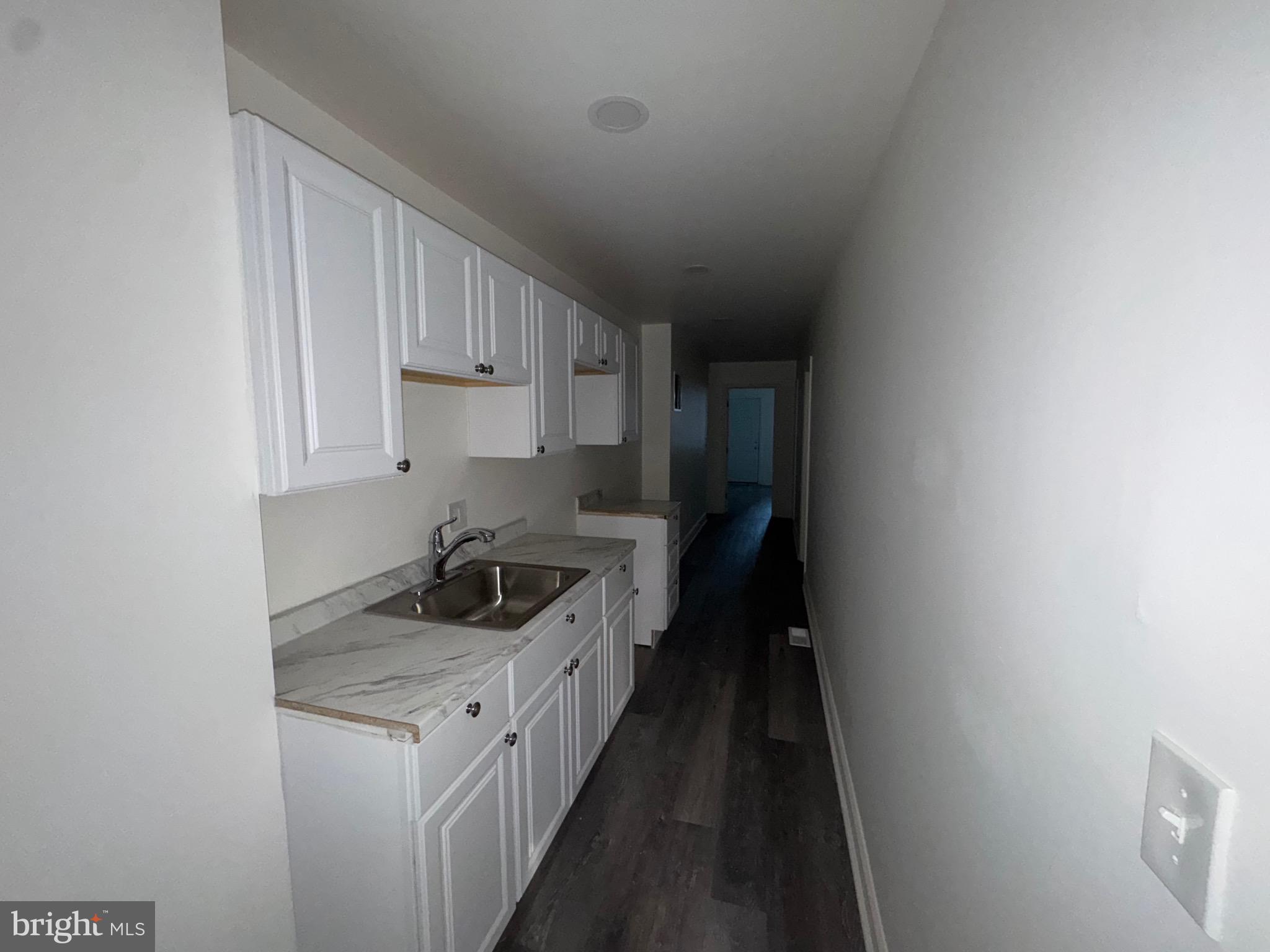 1517 North Fulton Avenue Baltimore, MD 21217 - Photo 5 of 23