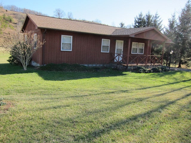 1 Rt Peterstown, WV 24963 - Photo 2 of 47 Gallery Image 2