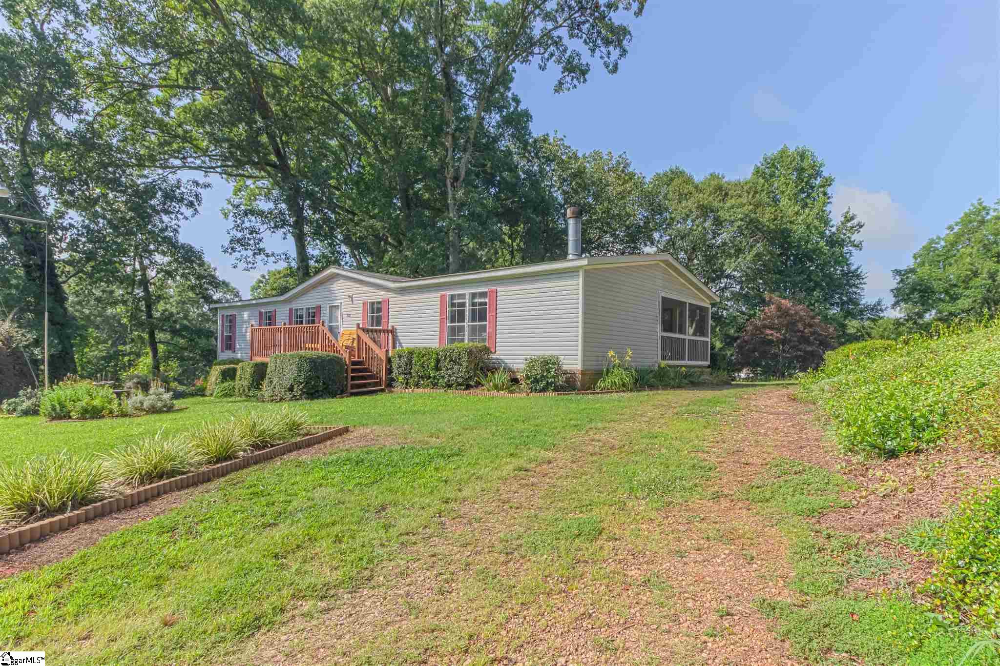 515 Johnson Road Easley, SC 29642 - Photo 2 of 34 Gallery Image 2