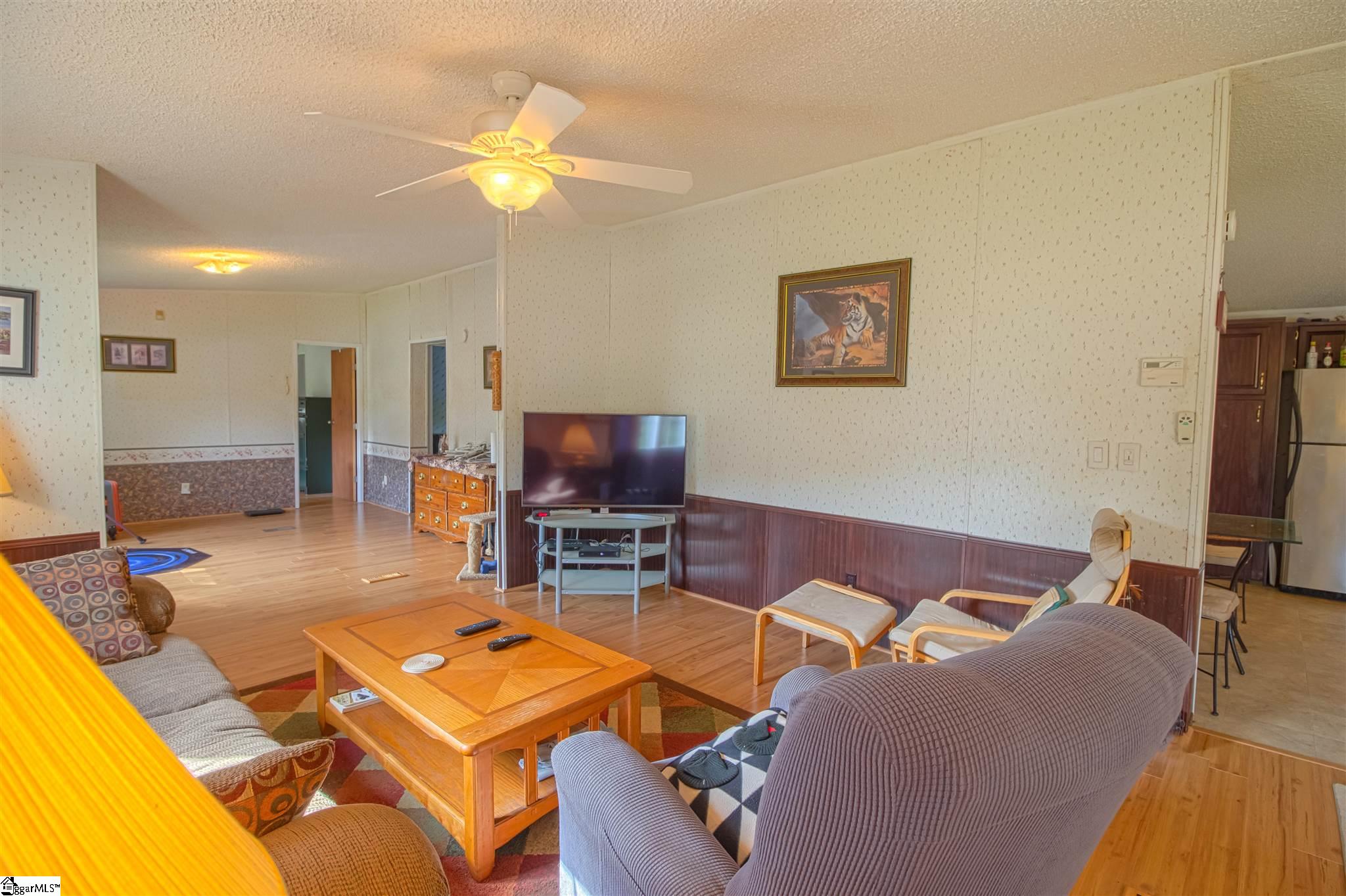 515 Johnson Road Easley, SC 29642 - Photo 5 of 34 Gallery Image 5