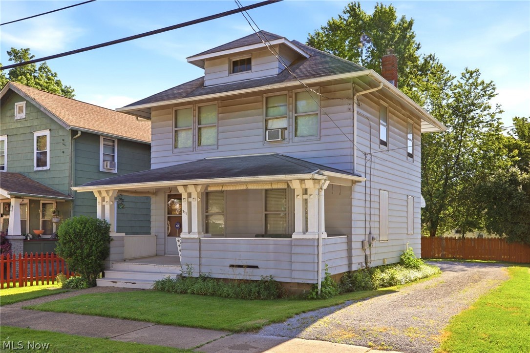 911 Inman Street Akron, OH 44306 - Photo 1 of 32