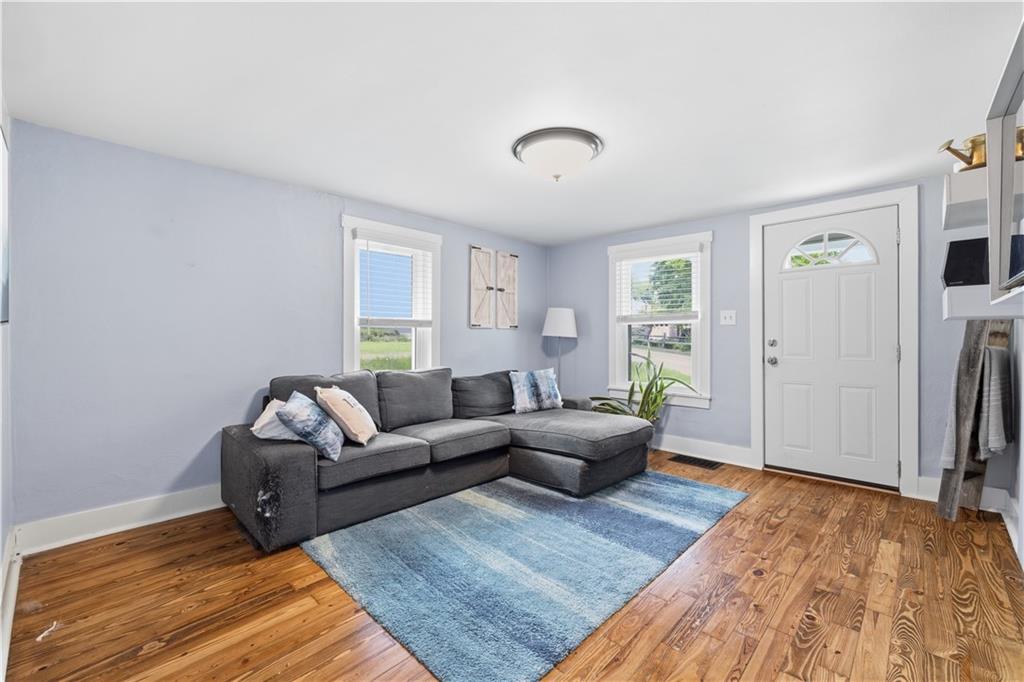 4214 New Texas Road Pittsburgh, PA 15239 - Photo 12 of 29 Gallery Image 12