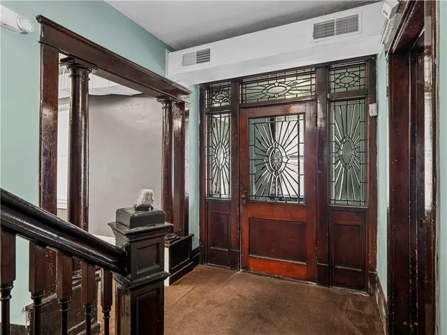 a view of a entryway door of the house