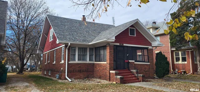 $129,900 | 672 Jefferson Street, Galesburg, IL 61401