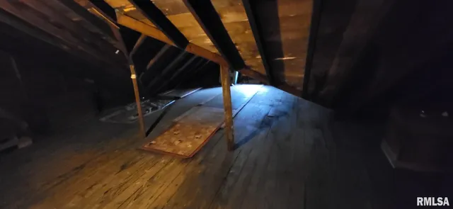 $129,900 | 672 Jefferson Street, Galesburg, IL 61401