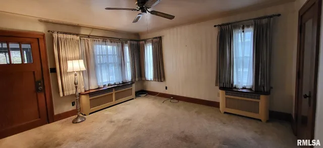 $129,900 | 672 Jefferson Street, Galesburg, IL 61401