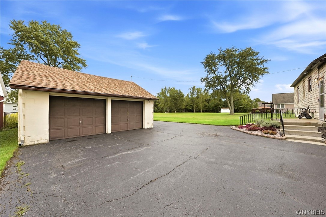 1190 Losson Road Depew, NY 14043 - Photo 17 of 34 Gallery Image 17