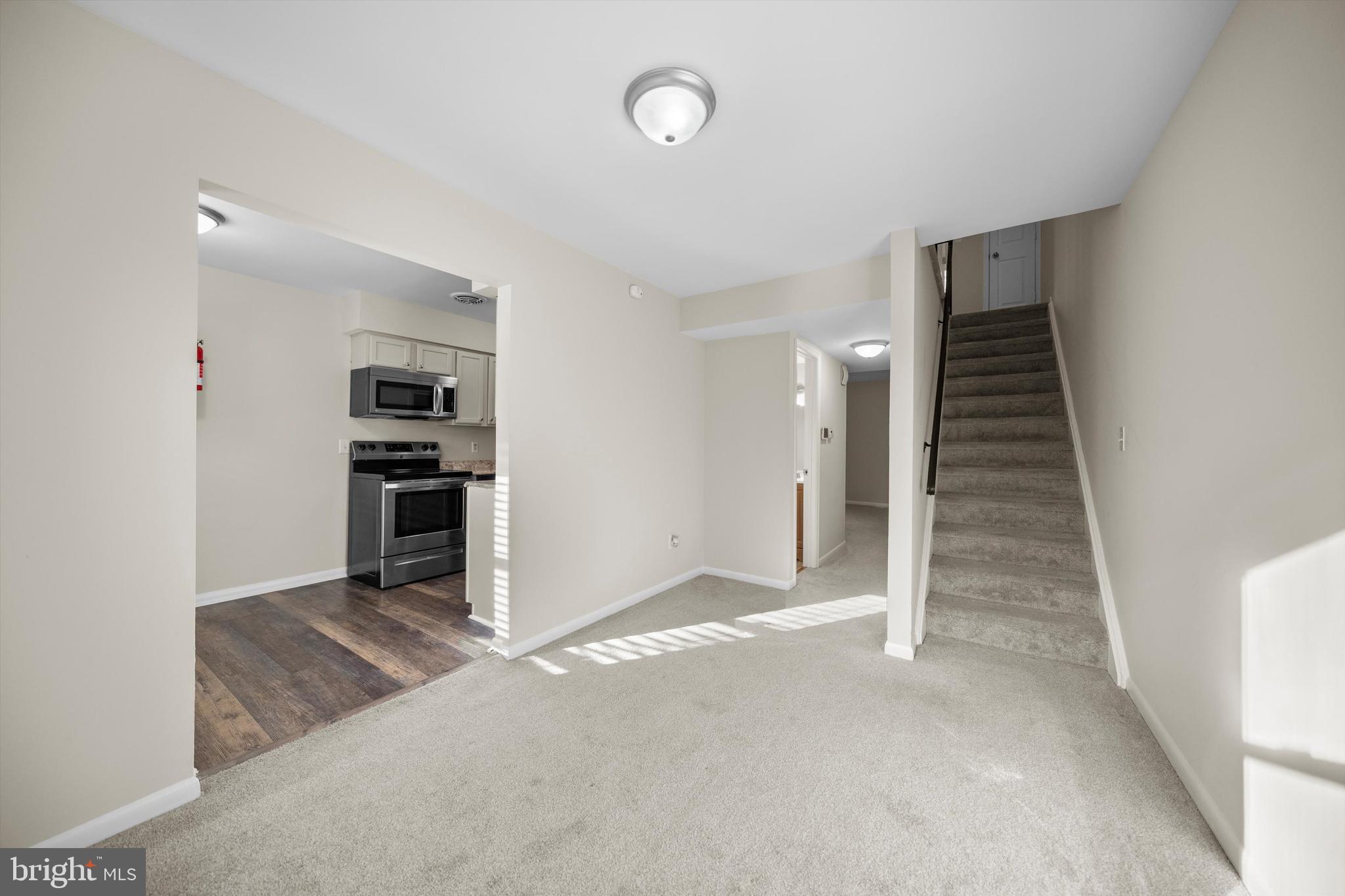 14640 Endsley Turn Woodbridge, VA 22193 - Photo 7 of 27 a view of kitchen and utility room