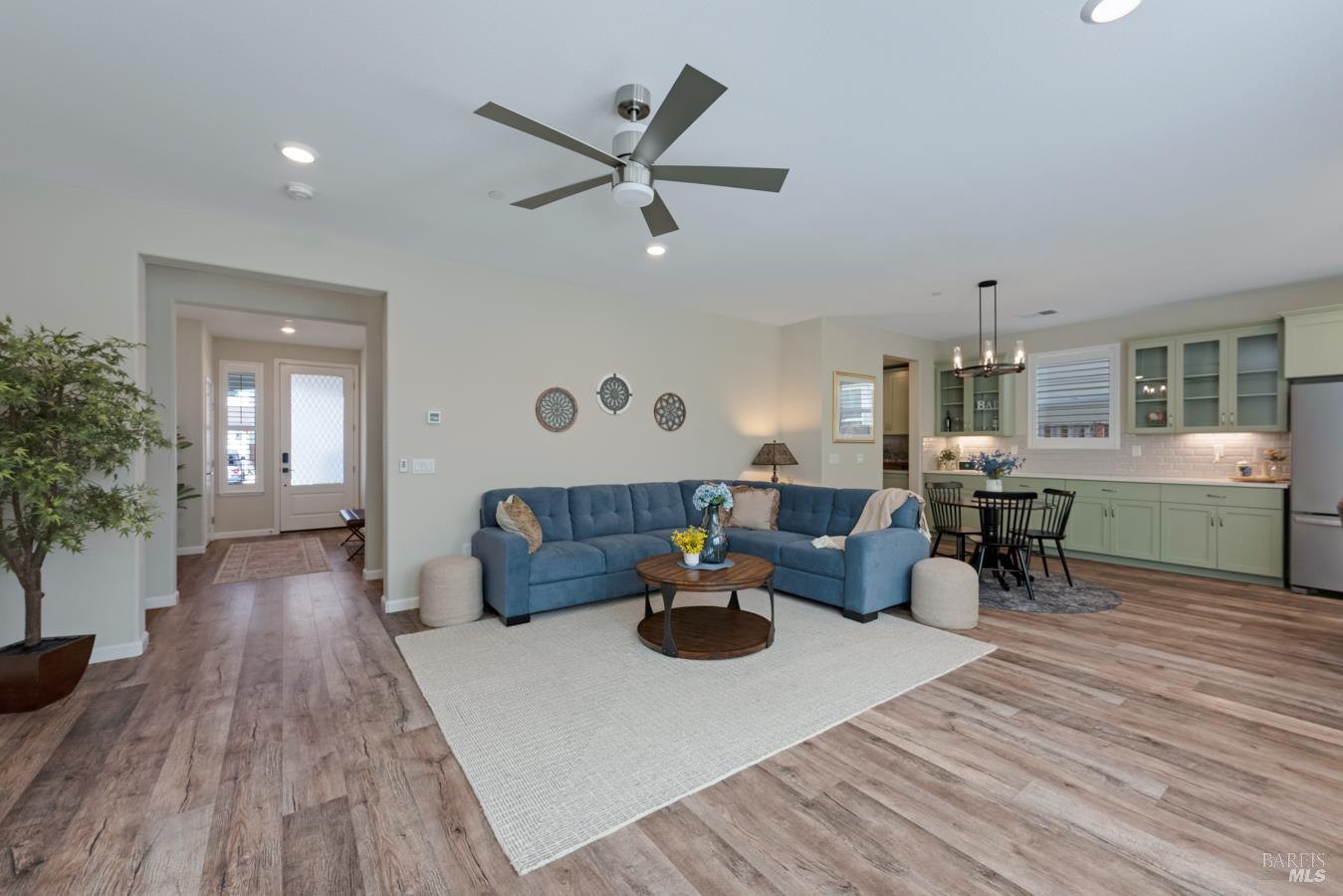1653 Wildflower Way Rohnert Park, CA 94928 - Photo 11 of 43 Gallery Image 11
