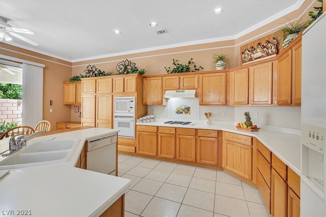 7450 Tobago Lane Las Vegas, NV 89123 - Photo 13 of 43 Gallery Image 13