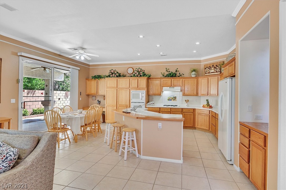 7450 Tobago Lane Las Vegas, NV 89123 - Photo 10 of 43 Gallery Image 10