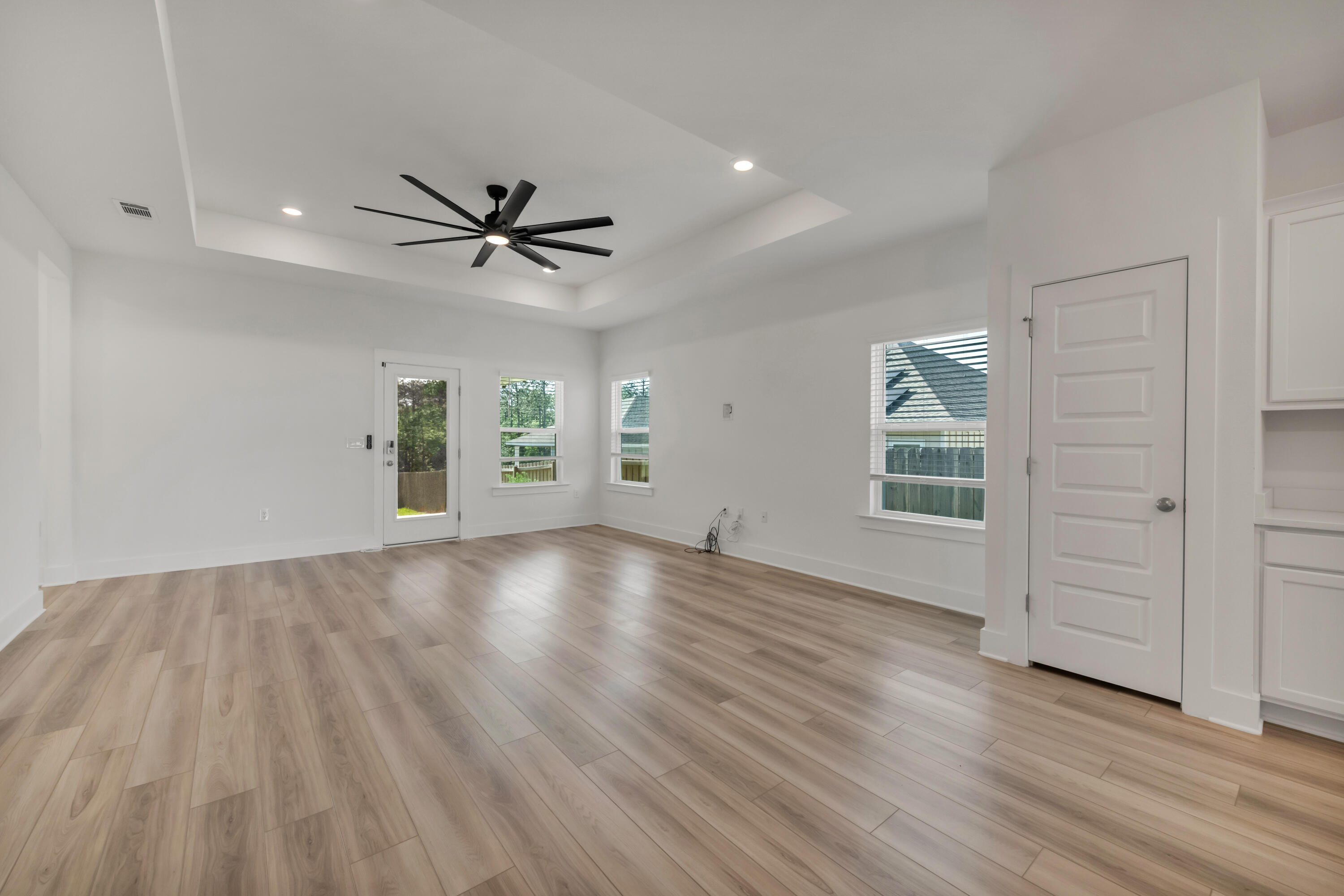161 Blooming Cove Crestview, FL 32539 - Photo 4 of 23 _D851840