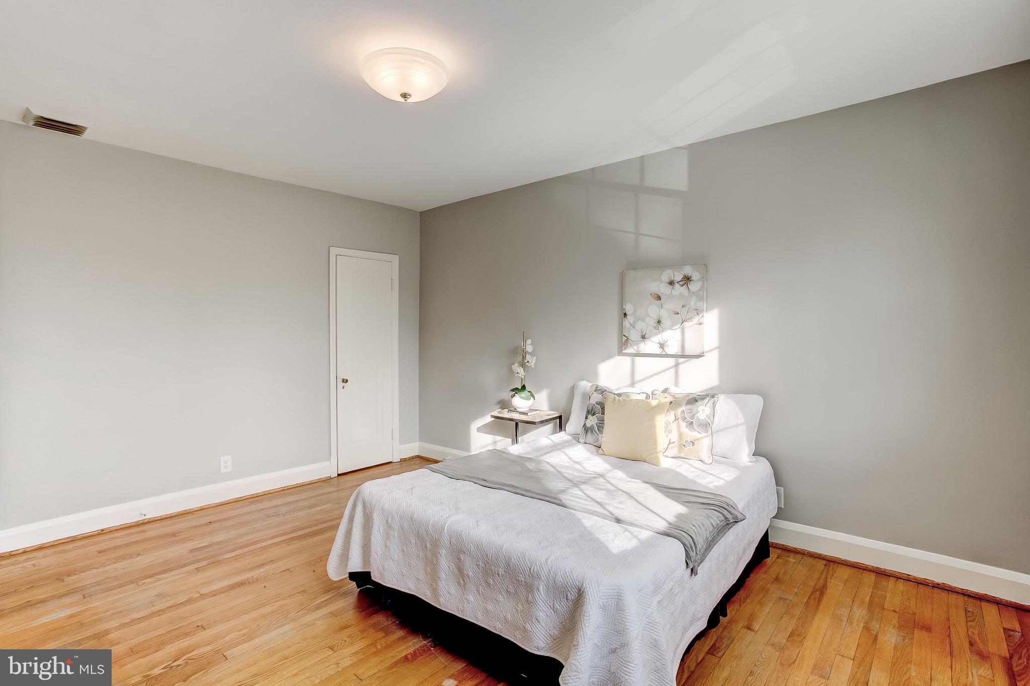 328 Murdock Road Baltimore, MD 21212 - Photo 22 of 49 Master Bedroom