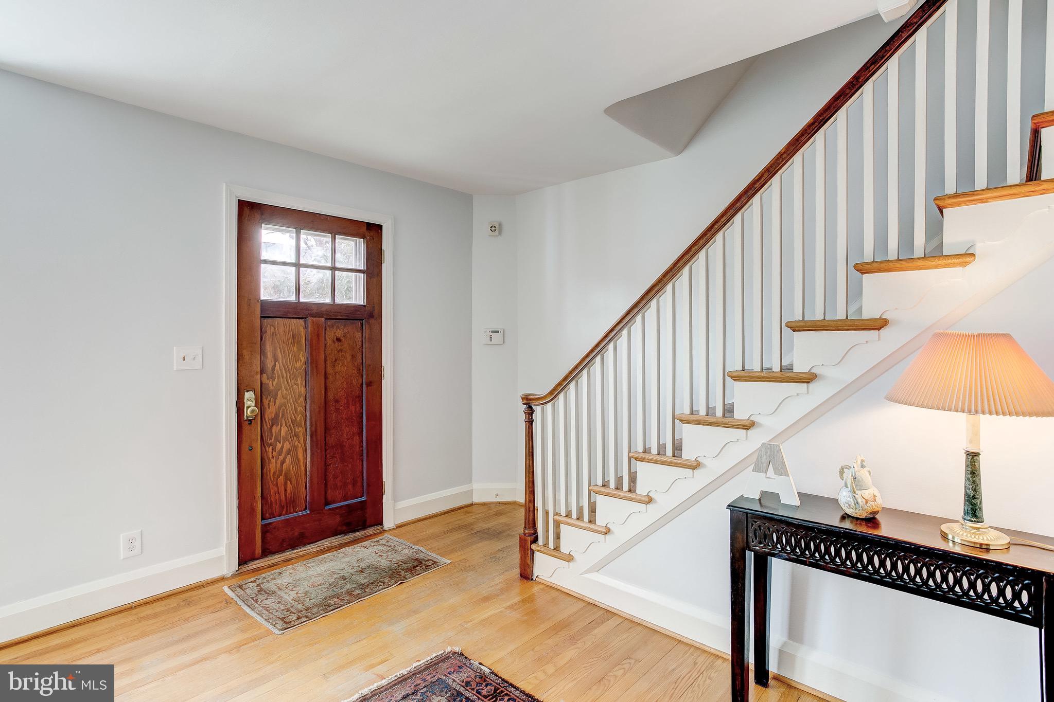 328 Murdock Road Baltimore, MD 21212 - Photo 7 of 49 Entrance