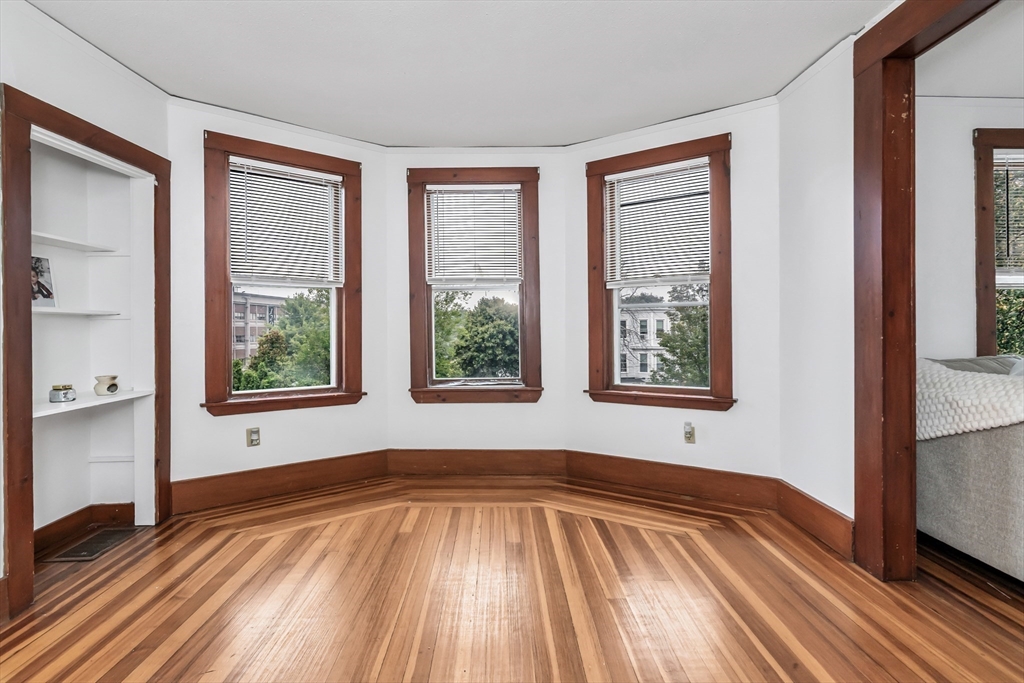20 Ropes Street Beverly, MA 01915 - Photo 8 of 30 Gallery Image 8