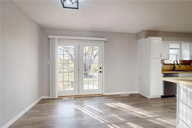 $275,000 | 202 17th Avenue South, Greenwood, MO 64034