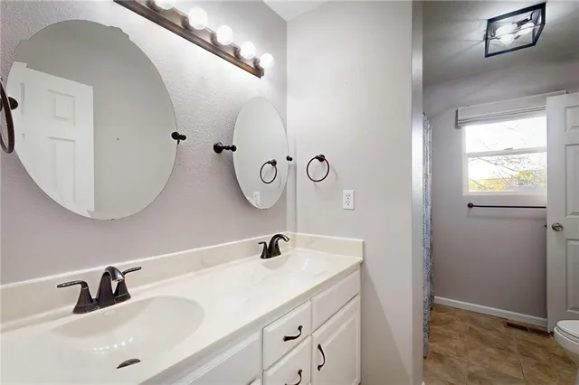 $275,000 | 202 17th Avenue South, Greenwood, MO 64034