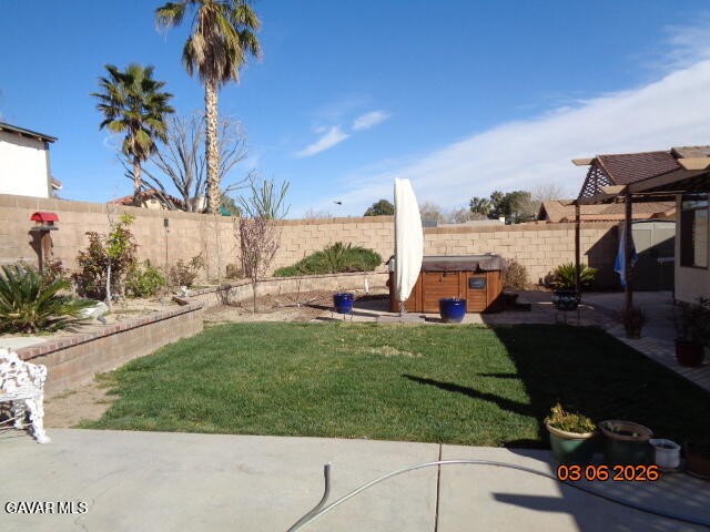 43043 Flag Street Lancaster, CA 93536 - Photo 27 of 29 a view of a backyard