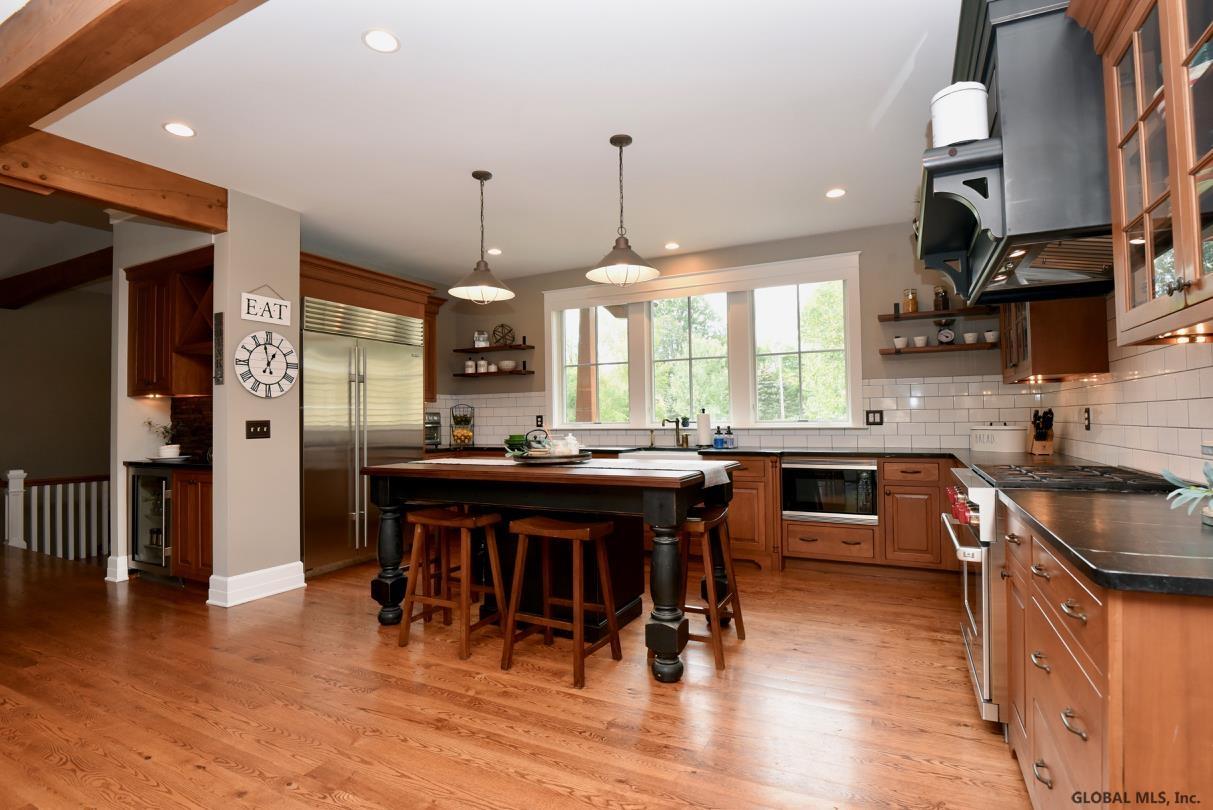 862-868 Pearse Road Schenectady, NY 12309 - Photo 12 of 72 Gallery Image 12