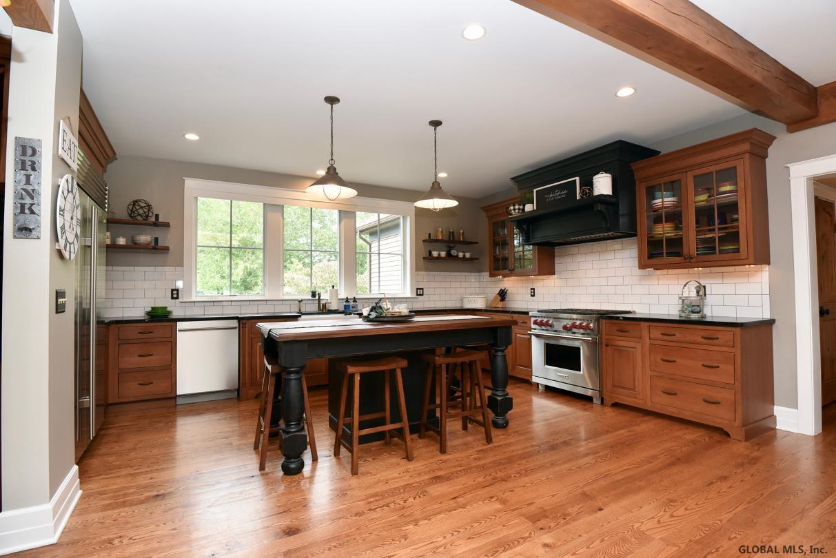 862-868 Pearse Road Schenectady, NY 12309 - Photo 13 of 72 Gallery Image 13