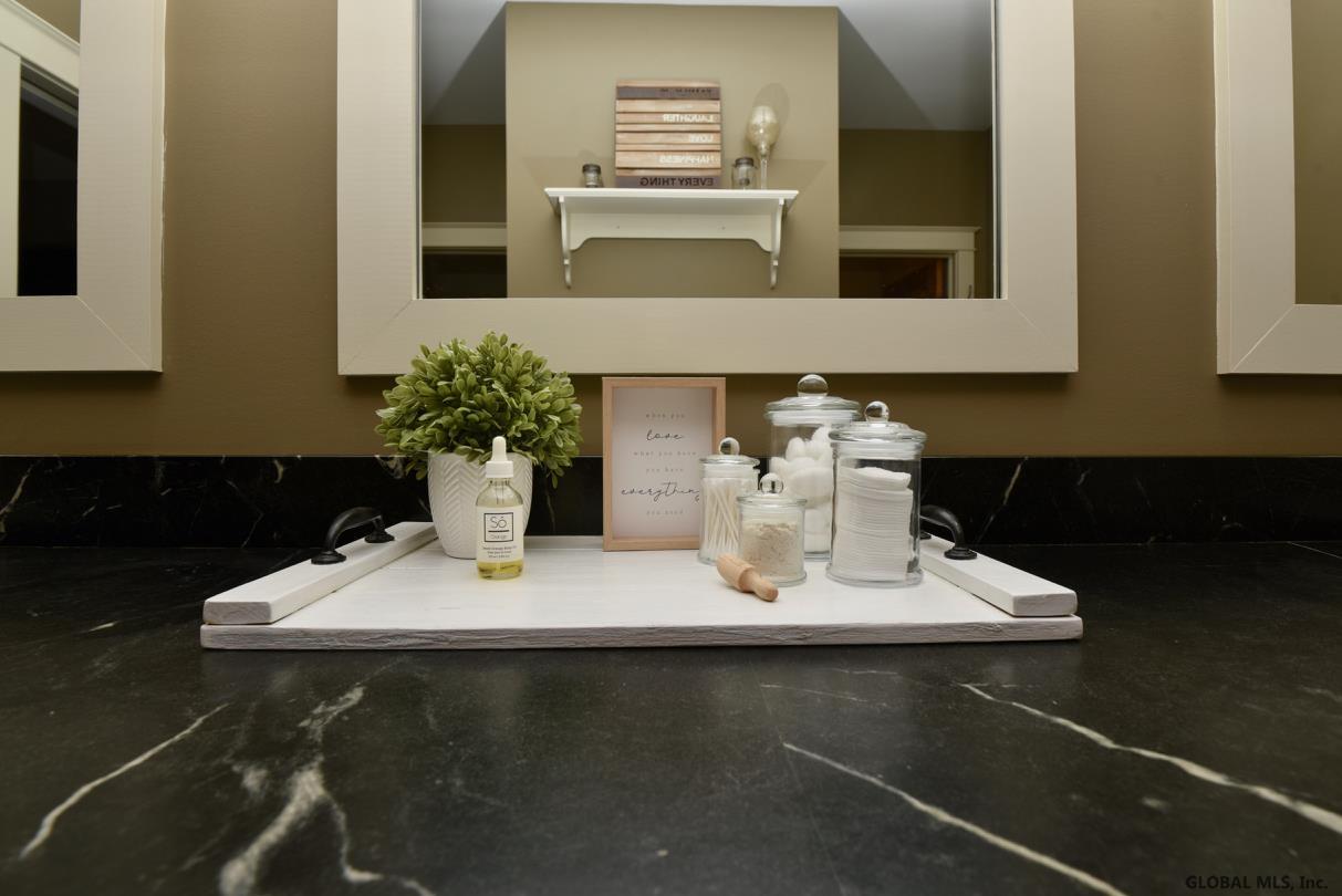 862-868 Pearse Road Schenectady, NY 12309 - Photo 25 of 72 Gallery Image 25
