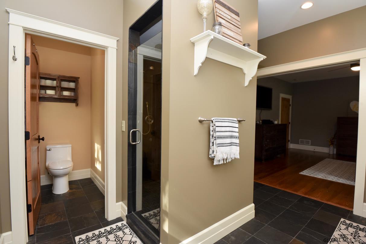 862-868 Pearse Road Schenectady, NY 12309 - Photo 26 of 72 Gallery Image 26