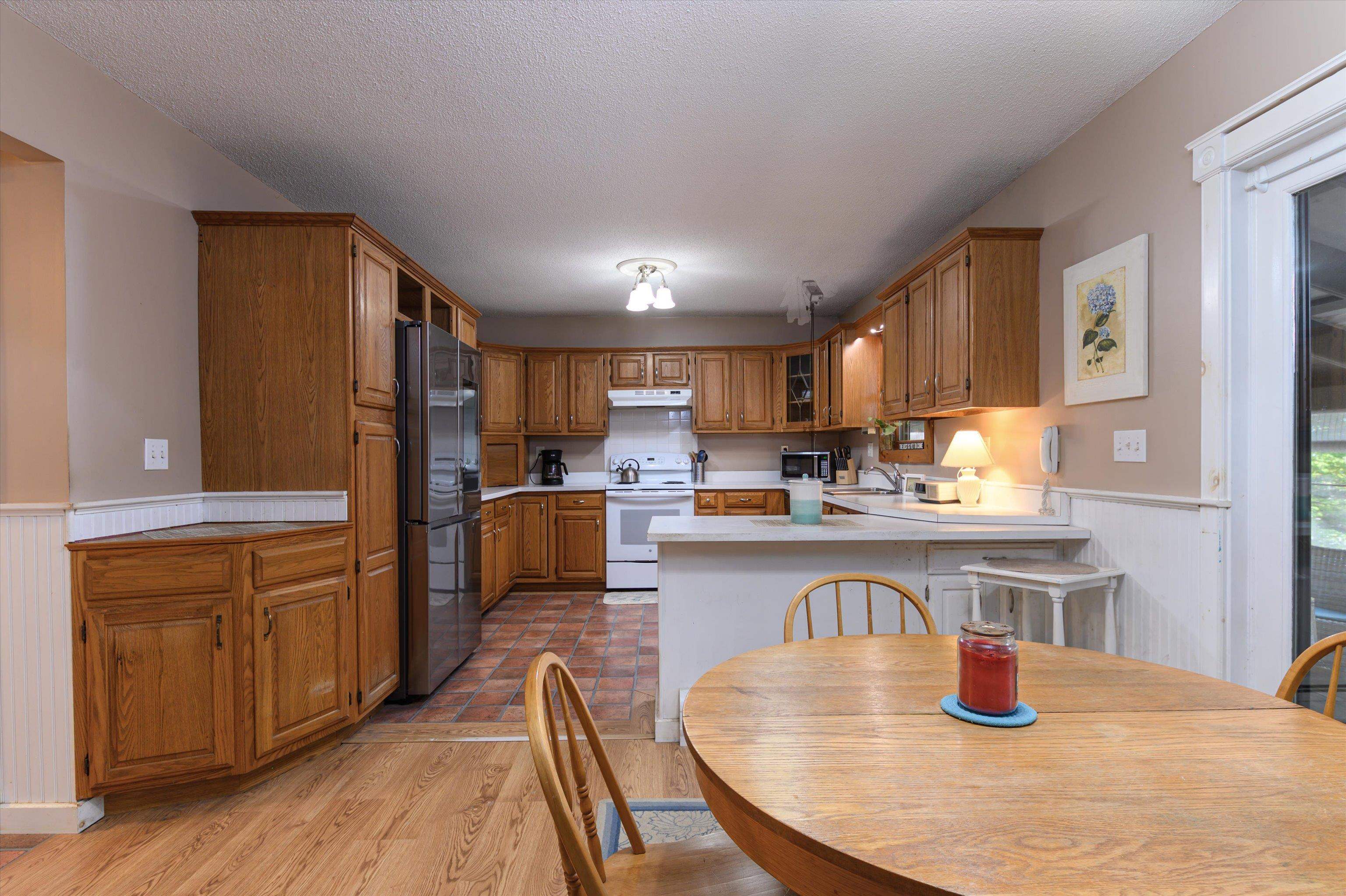 104 Spruce Lane Ludlow, VT 05149 - Photo 11 of 59